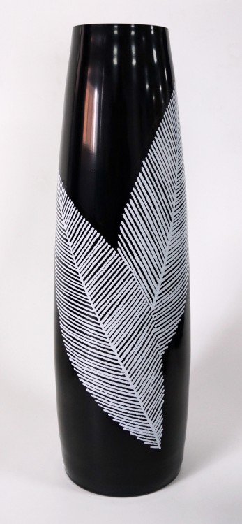 2707022750 САРАГОСА-чёрная с белым Ваза "CONE" Н - 600 10,5л